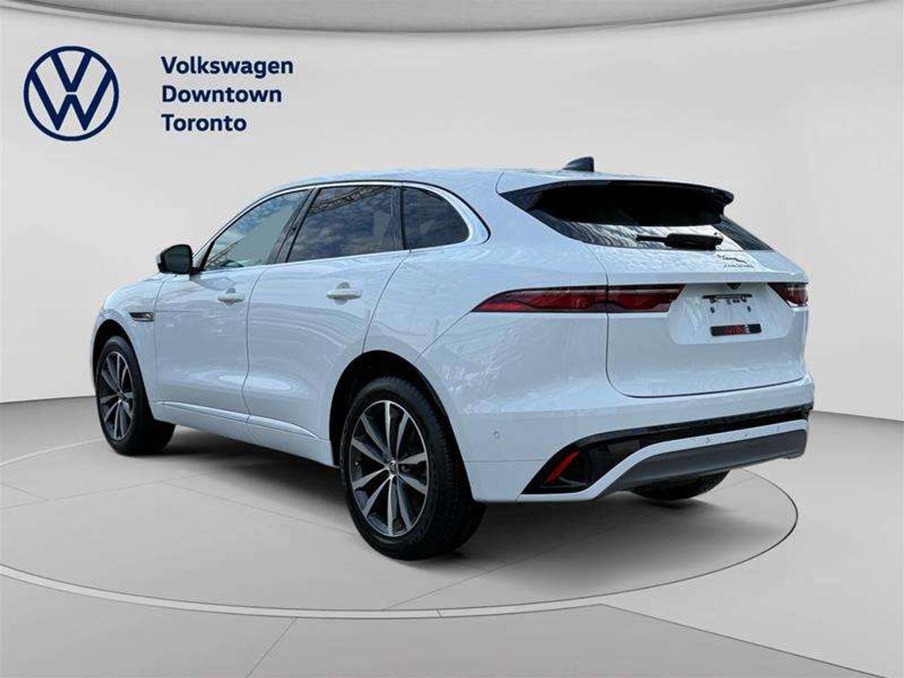 2024 Jaguar F-PACE P250 R-Dynamic S Photo