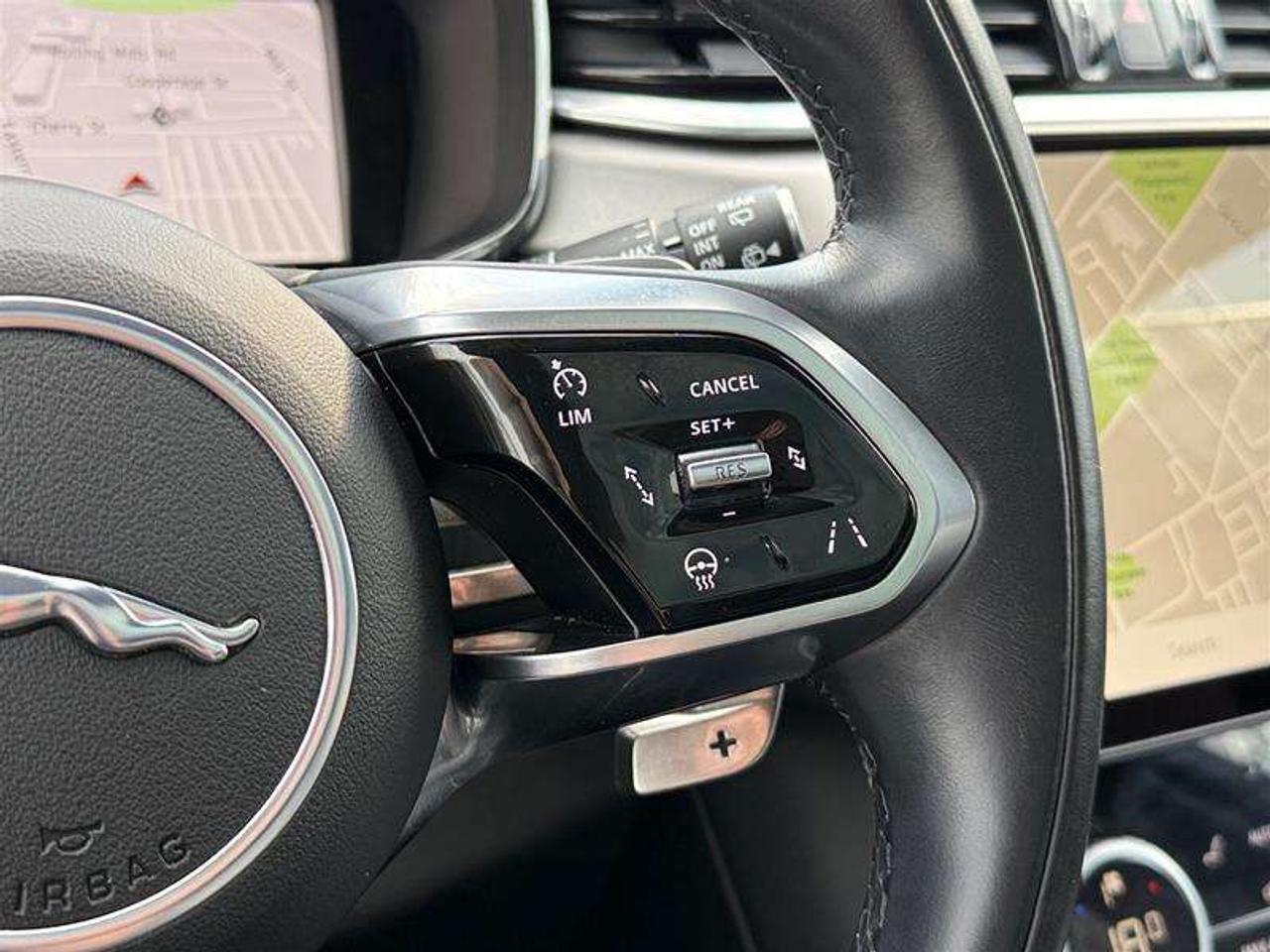2024 Jaguar F-PACE P250 R-Dynamic S Photo