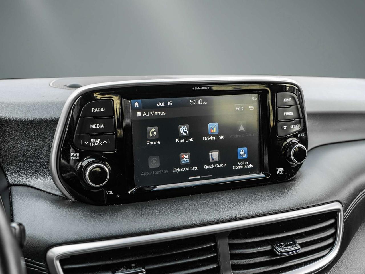 2020 Hyundai Tucson Limited AWD   Panoramic Roof   Nav   Carplay   Clean Carfax Photo