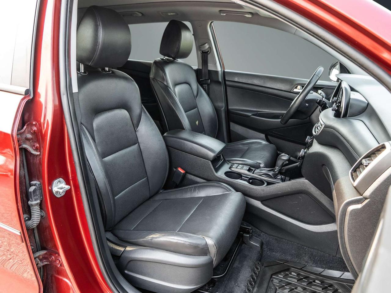 2020 Hyundai Tucson Limited AWD   Panoramic Roof   Nav   Carplay   Clean Carfax Photo