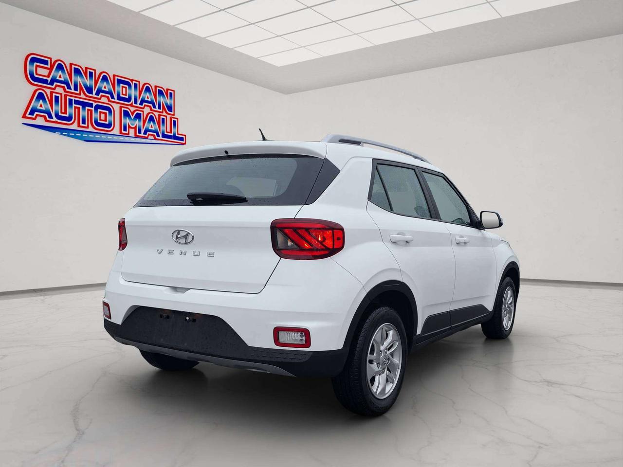 2025 Hyundai Venue PREFERRED, HTD. SEATS, A/C, APPLE/ANDROID, 41K! Photo