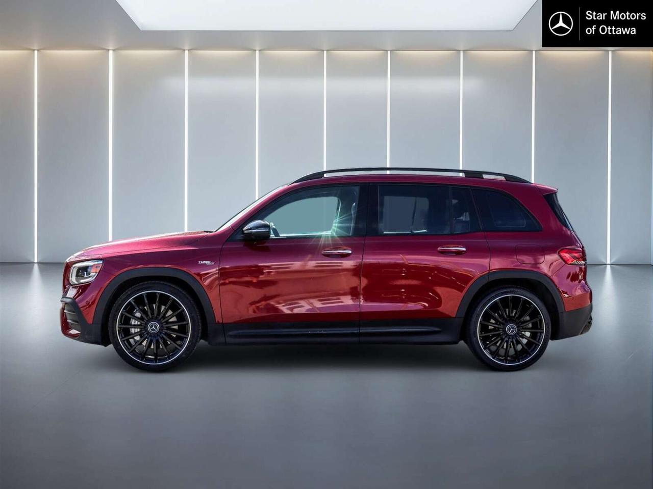 2022 Mercedes-Benz GLB 4MATIC Photo