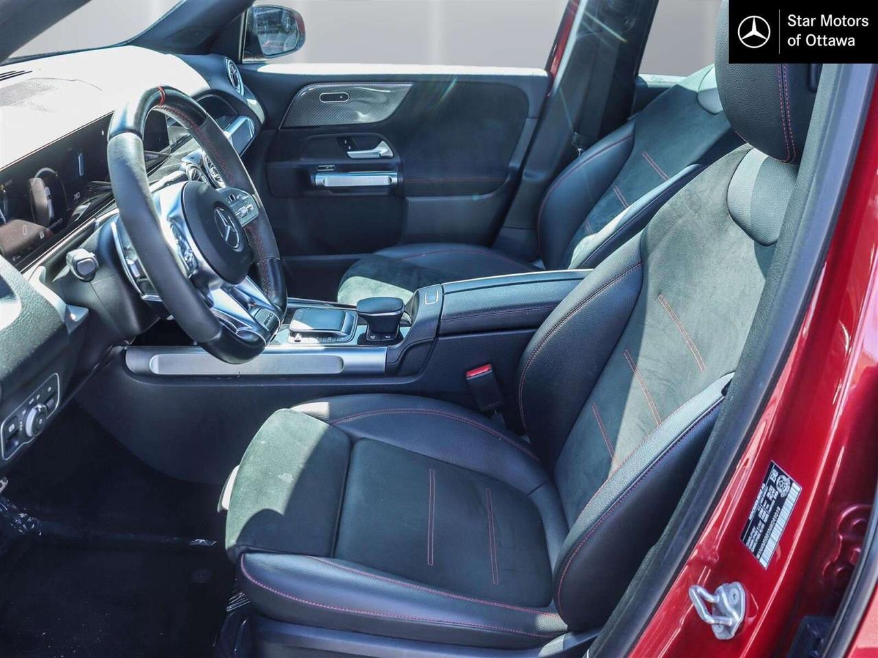 2022 Mercedes-Benz GLB 4MATIC Photo