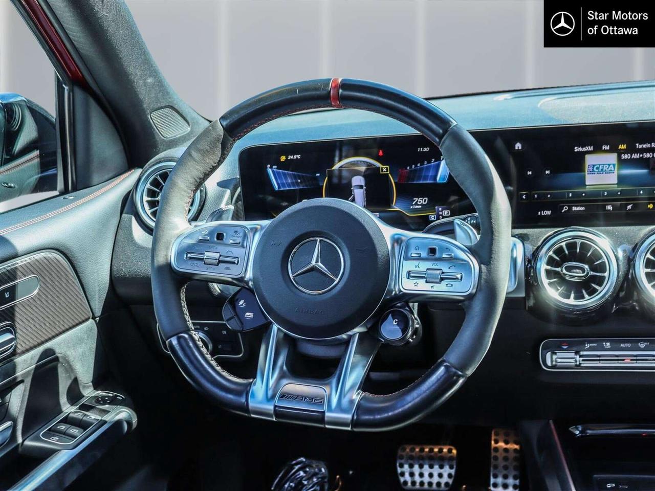 2022 Mercedes-Benz GLB 4MATIC Photo