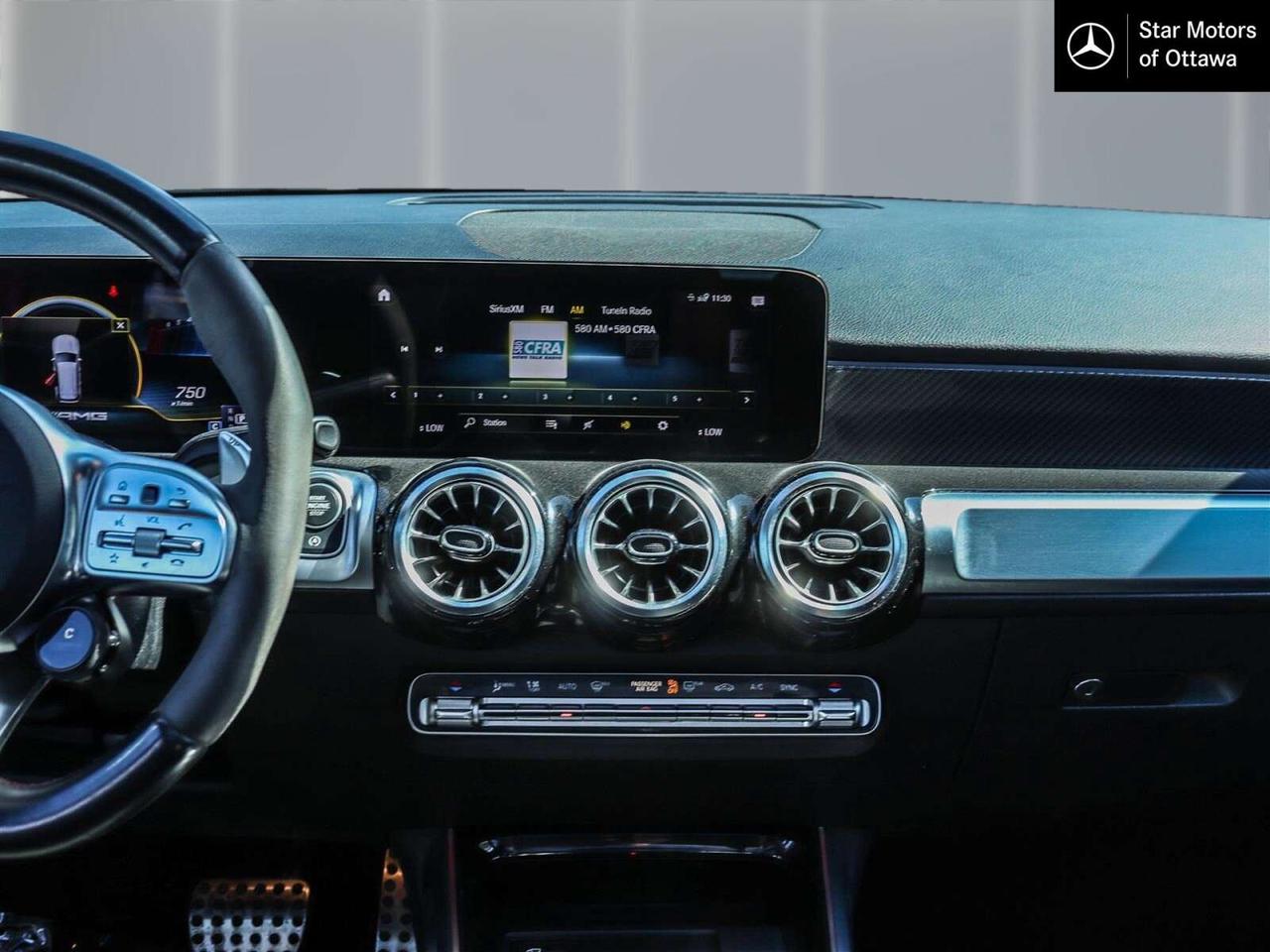2022 Mercedes-Benz GLB 4MATIC Photo