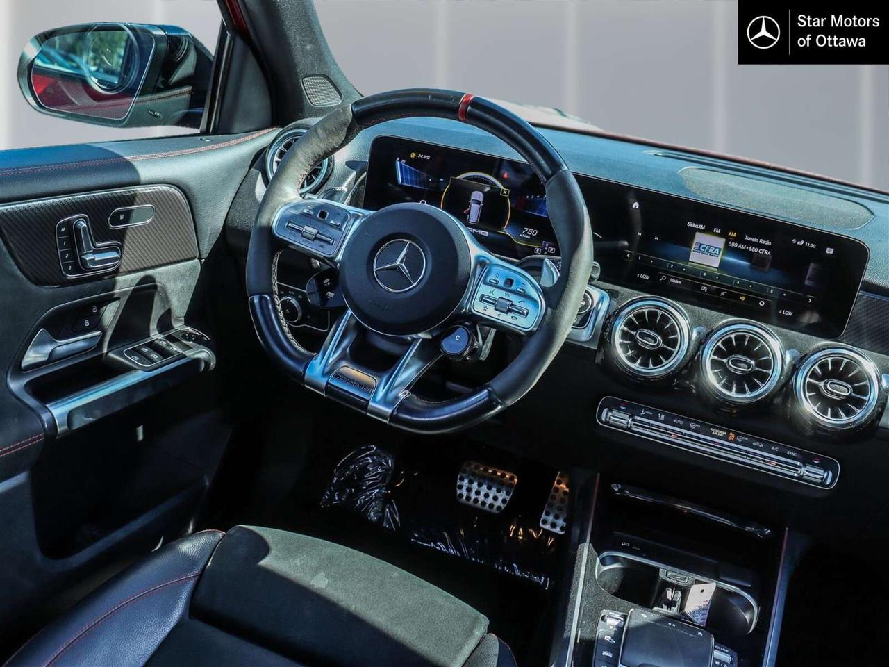 2022 Mercedes-Benz GLB 4MATIC Photo