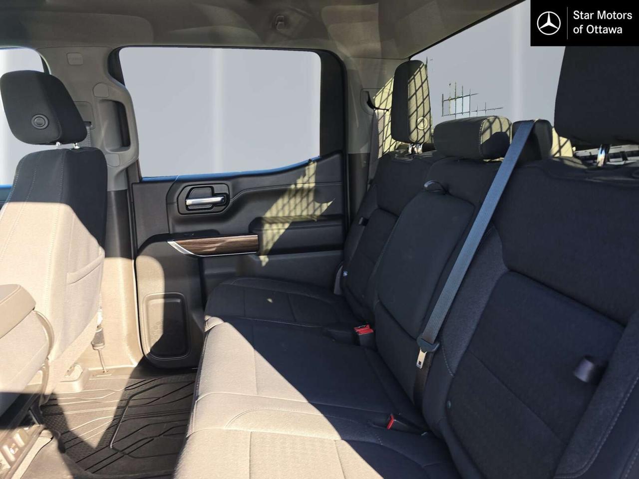 2021 Chevrolet Silverado 1500 RST Photo