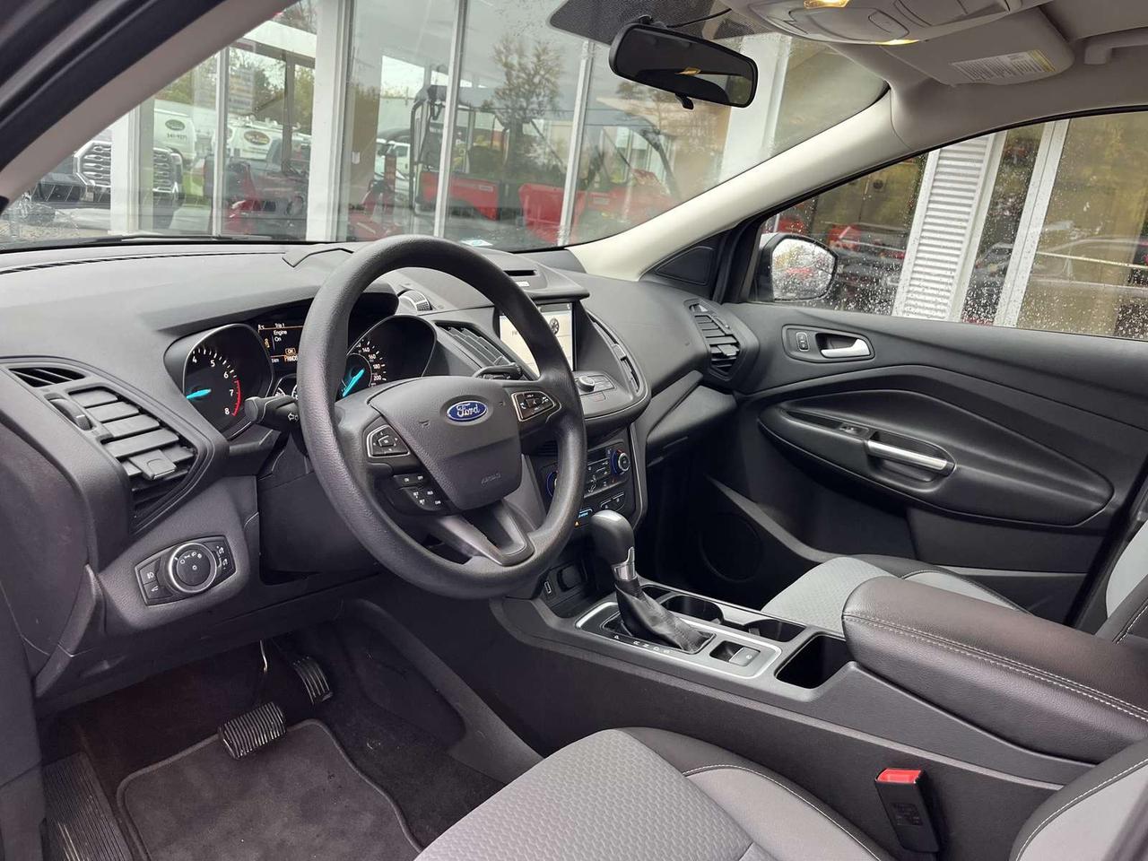 2017 Ford Escape SE Photo