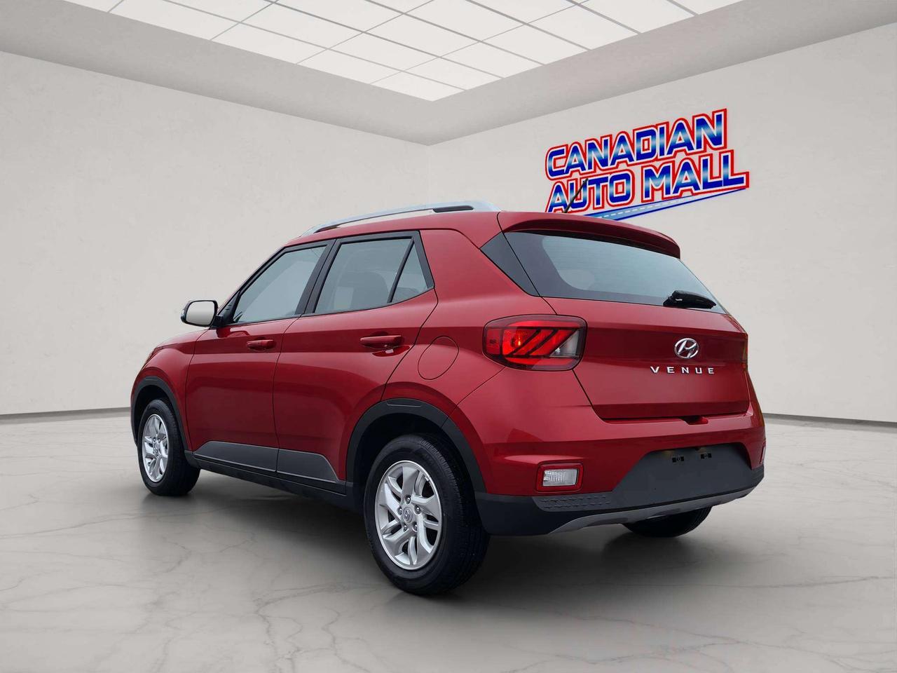 2025 Hyundai Venue PREFERRED, HTD. SEATS, A/C, APPLE/ANDROID, 41K! Photo