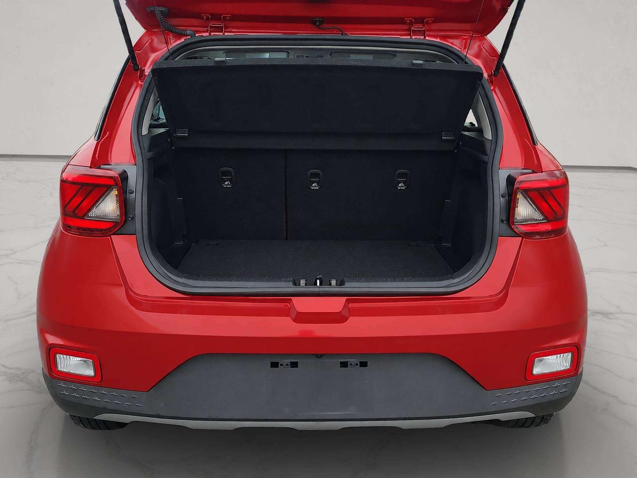 2025 Hyundai Venue PREFERRED, HTD. SEATS, A/C, APPLE/ANDROID, 41K! Photo