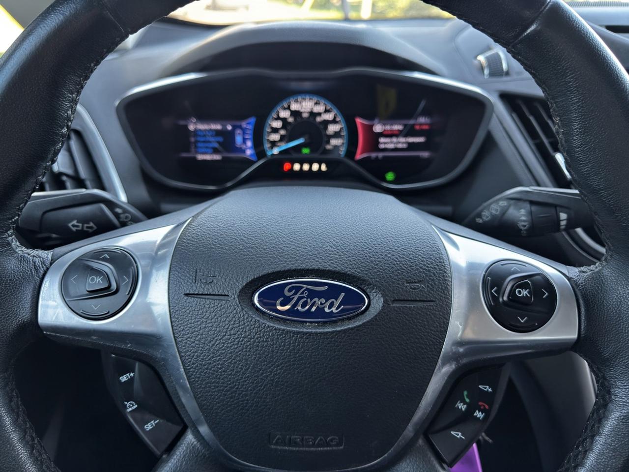2013 Ford C-MAX SE Photo
