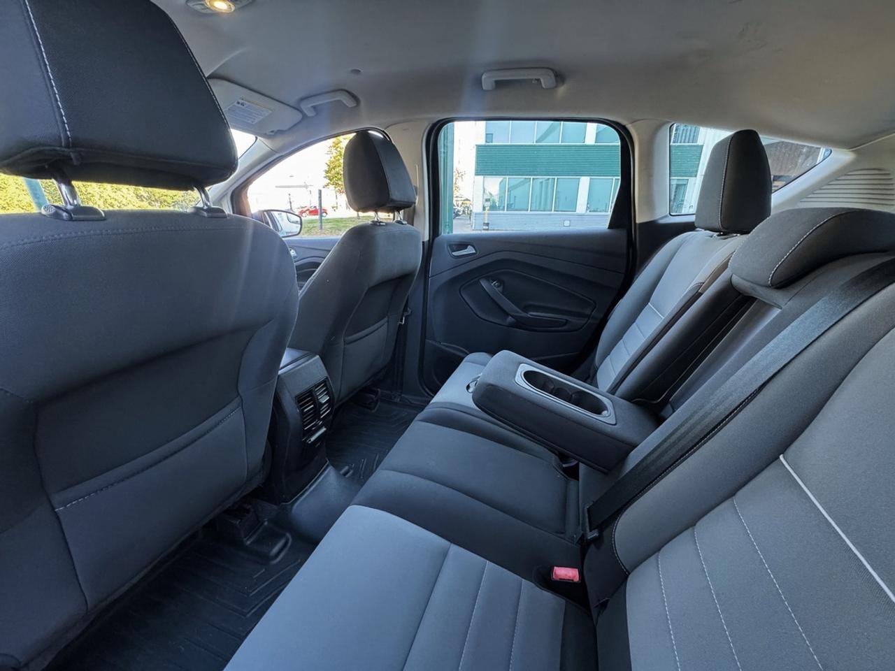 2013 Ford C-MAX SE Photo