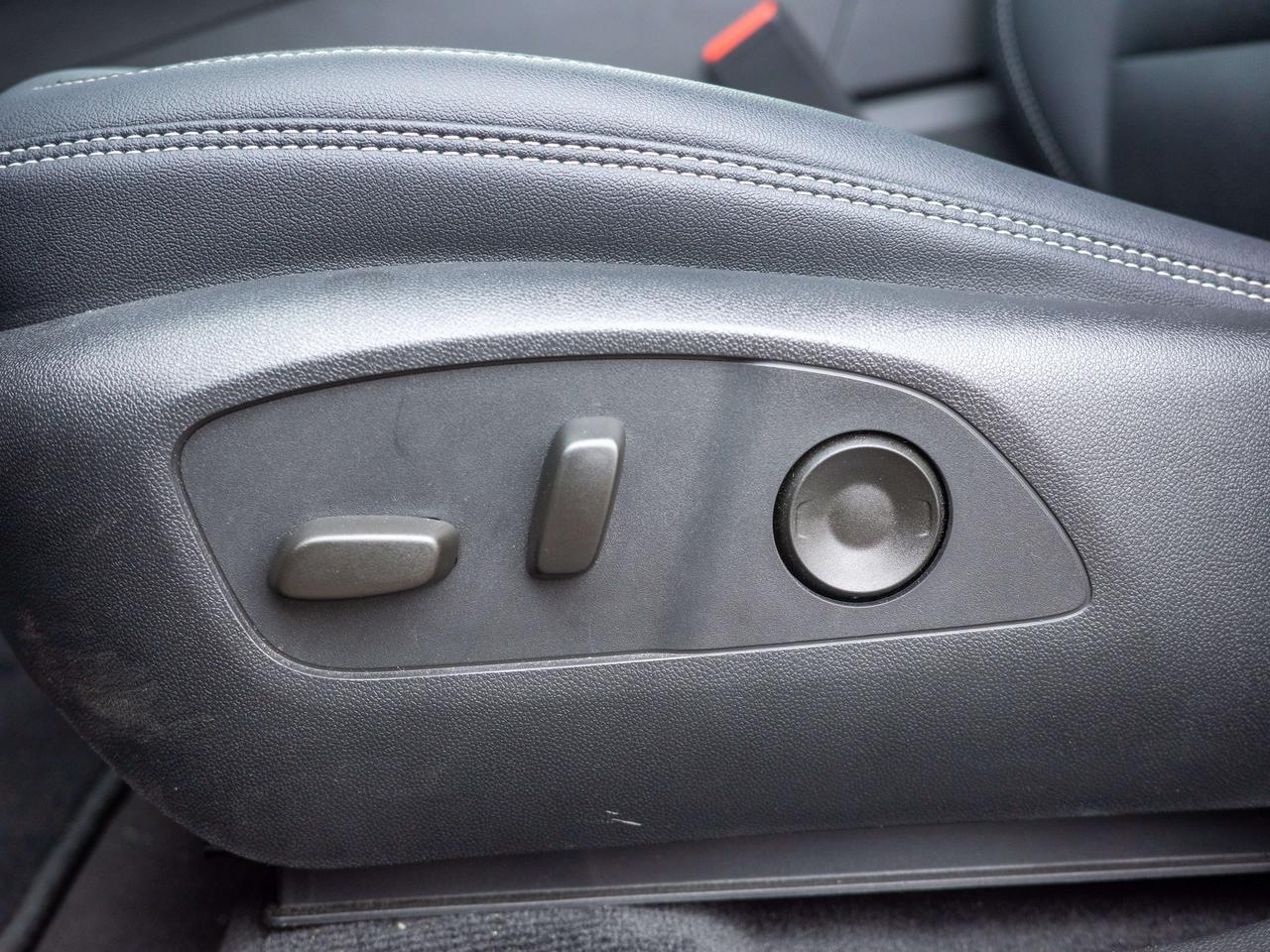 2025 Chevrolet Blazer FWD LT - Remote Trunk Release   Power Driver Seat Photo