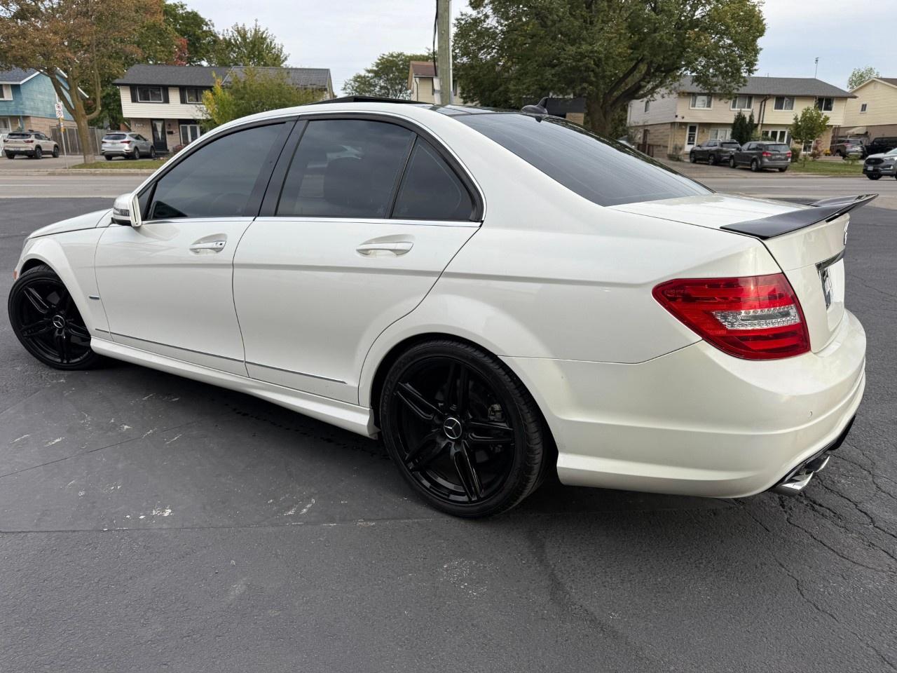2012 Mercedes-Benz C-Class C 350 4MATIC Sedan Photo