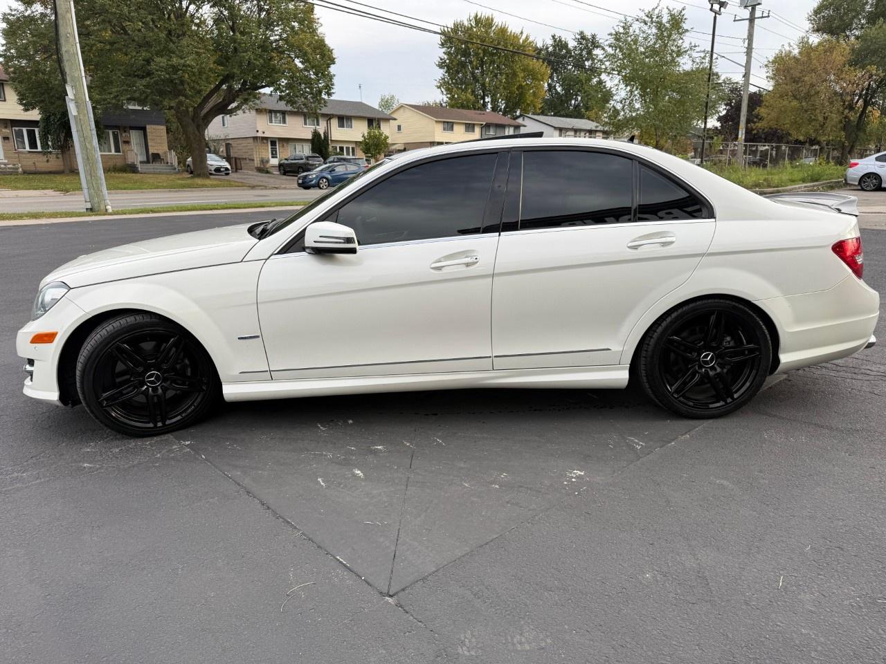 2012 Mercedes-Benz C-Class C 350 4MATIC Sedan Photo3