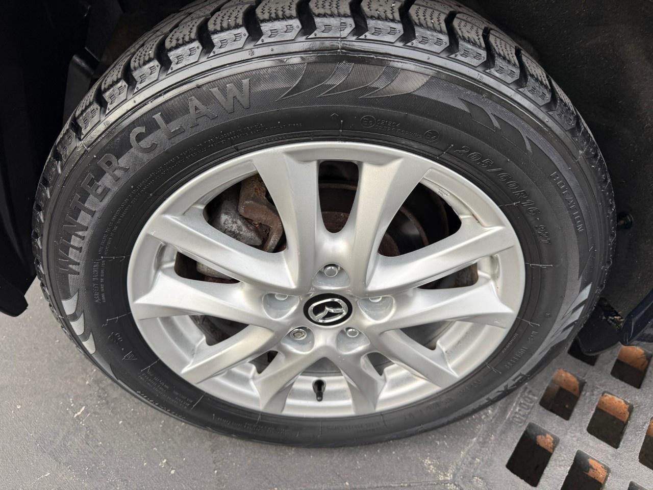 2015 Mazda MAZDA3 4DR HB SPORT AUTO GS Photo