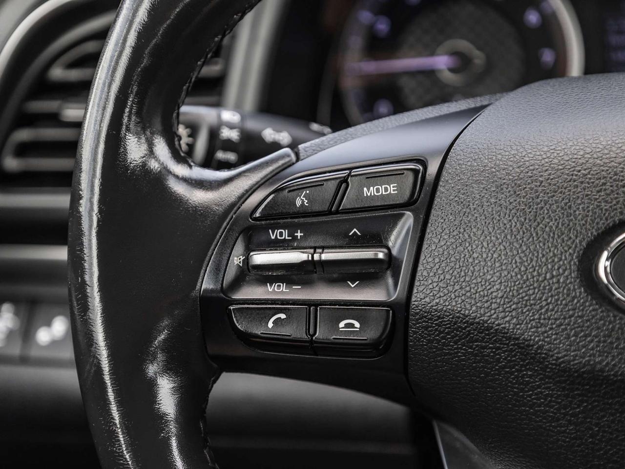2020 Hyundai Elantra Preferred IVT   Heated Seats   Heated Steering Wheel   Blind Spot   Apple CarPlay Photo