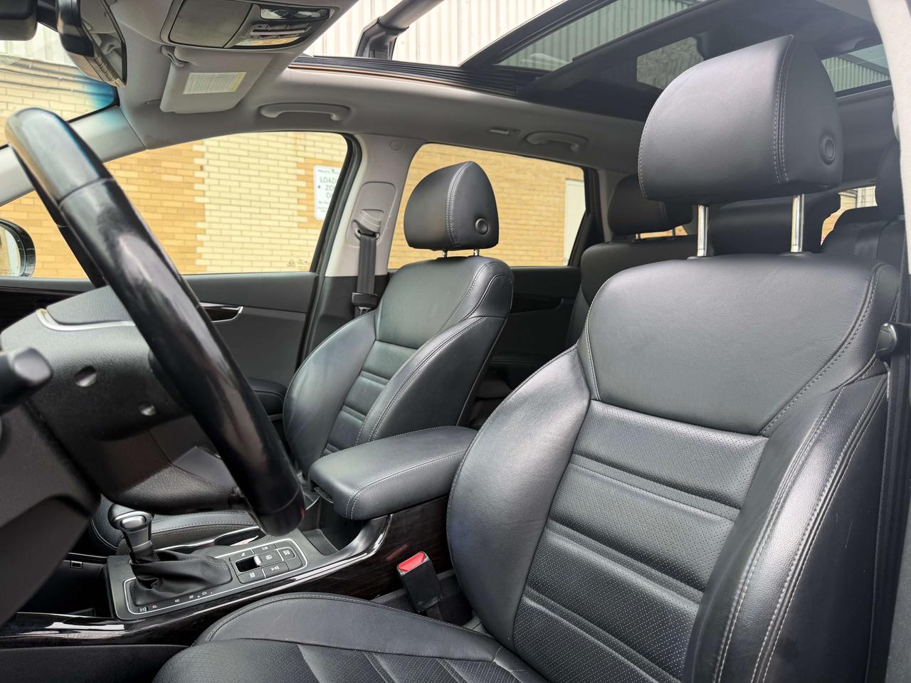 2020 Kia Sorento No Accidents l EX l V6 l 7 Passanger l All Options Photo