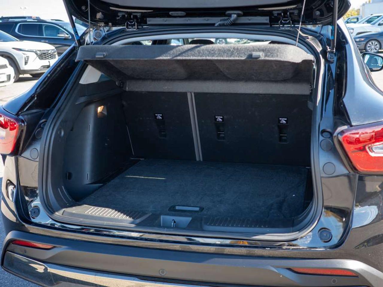 2026 Chevrolet Trax ACTIV - Rear Parking Aid   Lane Keeping Assist Photo