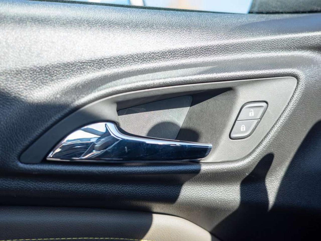 2026 Chevrolet Trax ACTIV - Rear Parking Aid   Lane Keeping Assist Photo