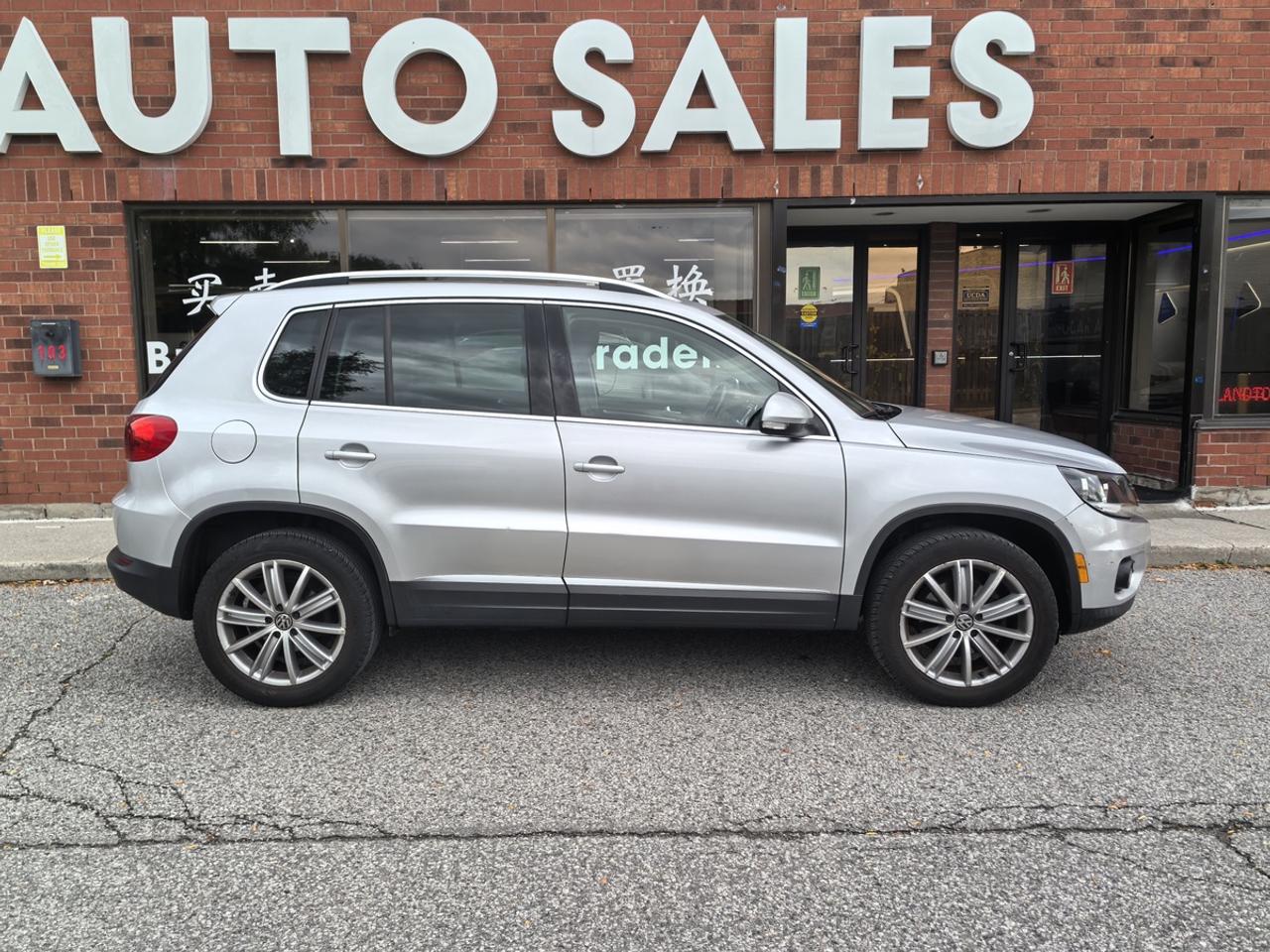 2012 Volkswagen Tiguan SE Photo