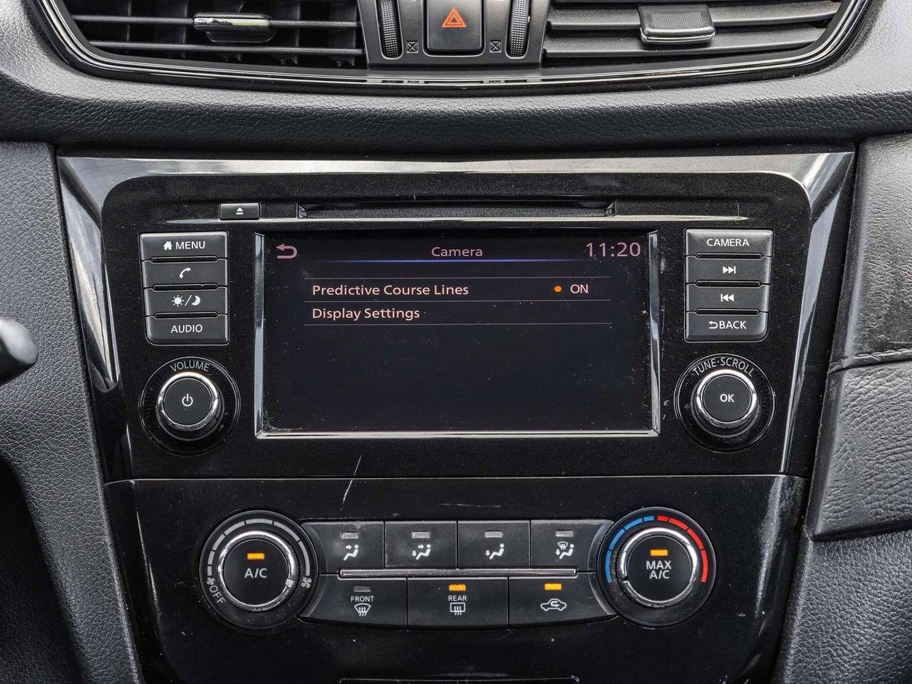 2019 Nissan Rogue FWD S   Carplay   Heated Seats   Backup Camera   Clean Carfax Photo