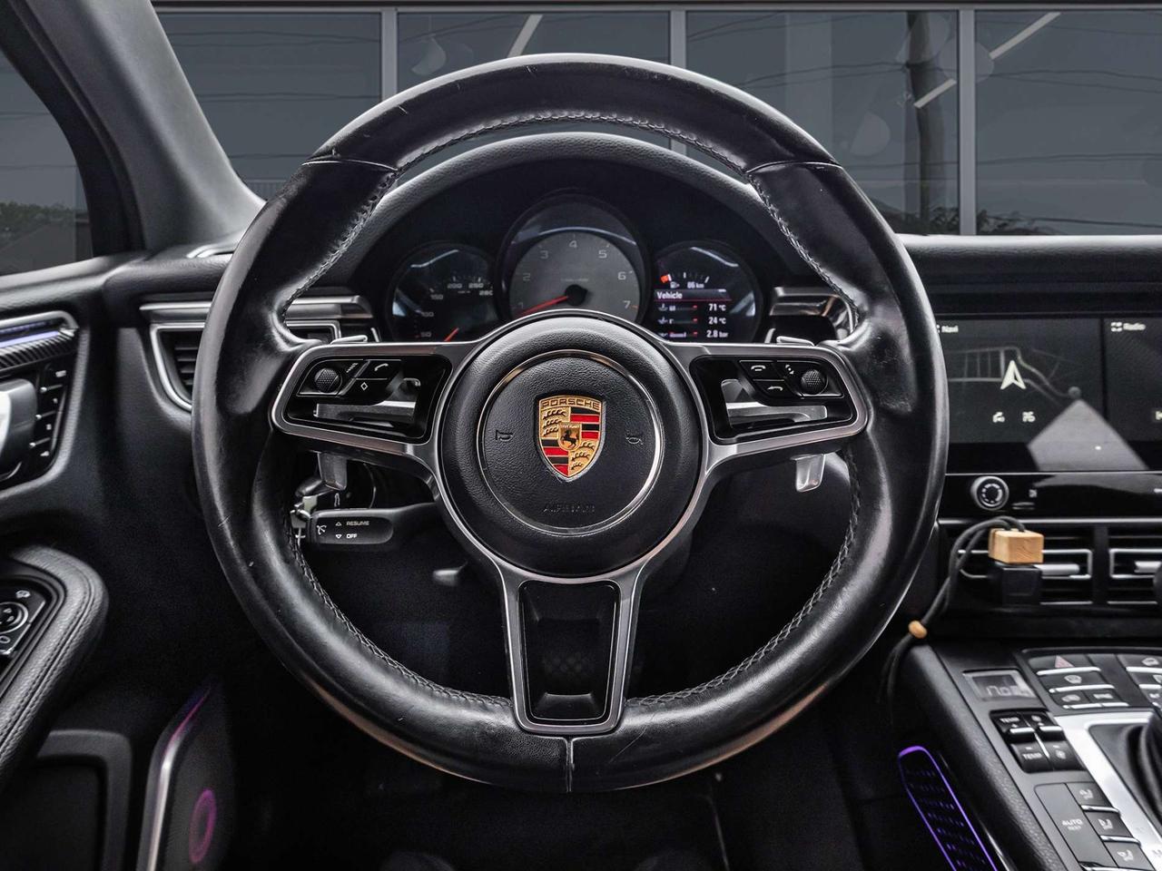2015 Porsche Macan AWD S   Carplay   Panoramic Roof   Navigation   Heated Seats Photo