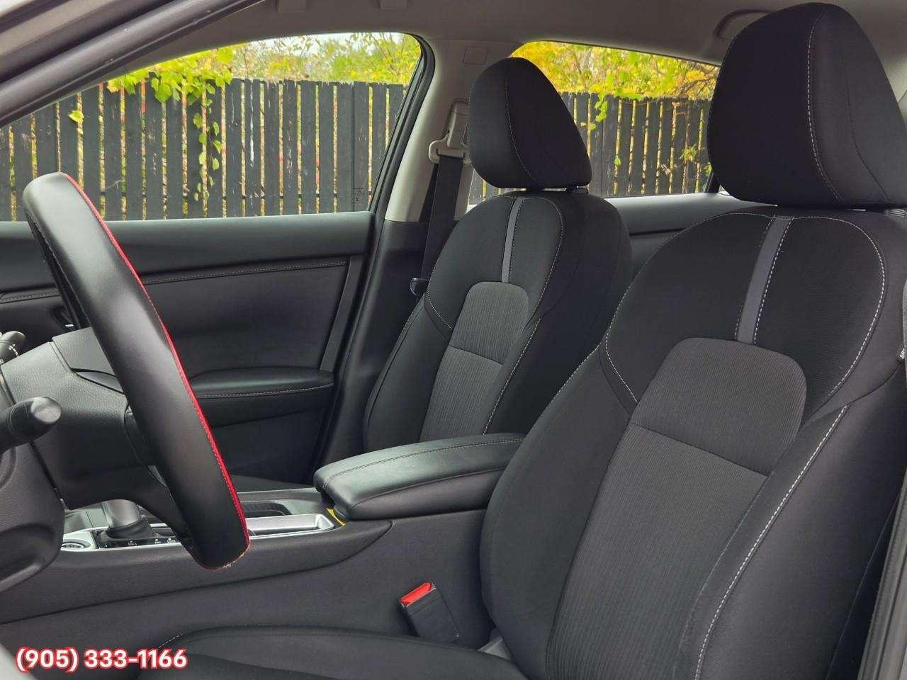 2022 Nissan Sentra SV Apple CarPlay & Android Auto • Remote Start System • Heated Front Seats • Lane Assist • Rear Parking Sensors Photo