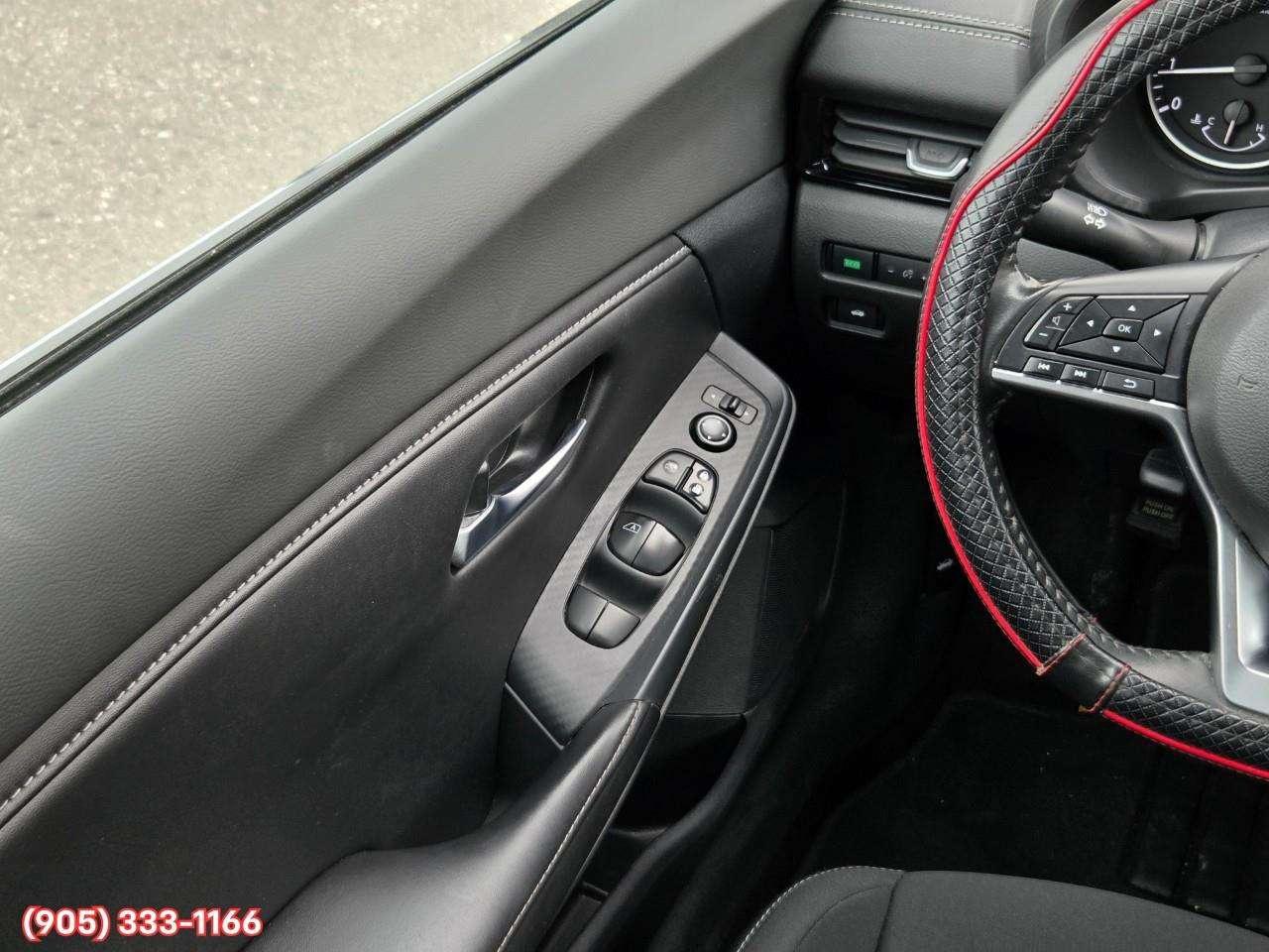 2022 Nissan Sentra SV Apple CarPlay & Android Auto • Remote Start System • Heated Front Seats • Lane Assist • Rear Parking Sensors Photo