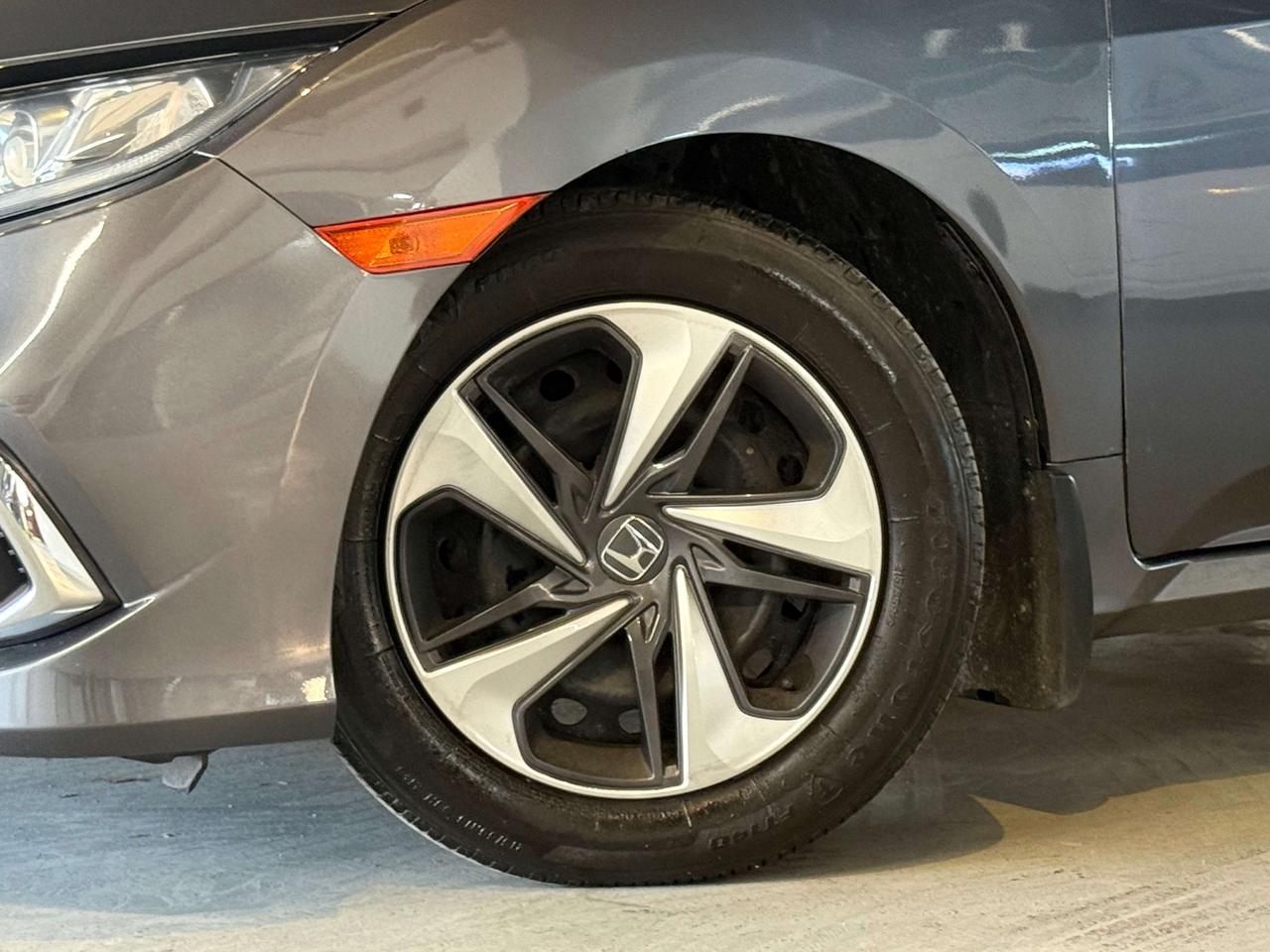 2019 Honda Civic LX l Auto l FWD l 2.0L l 4Cyl l Gas l ACC l LKAS l Photo1