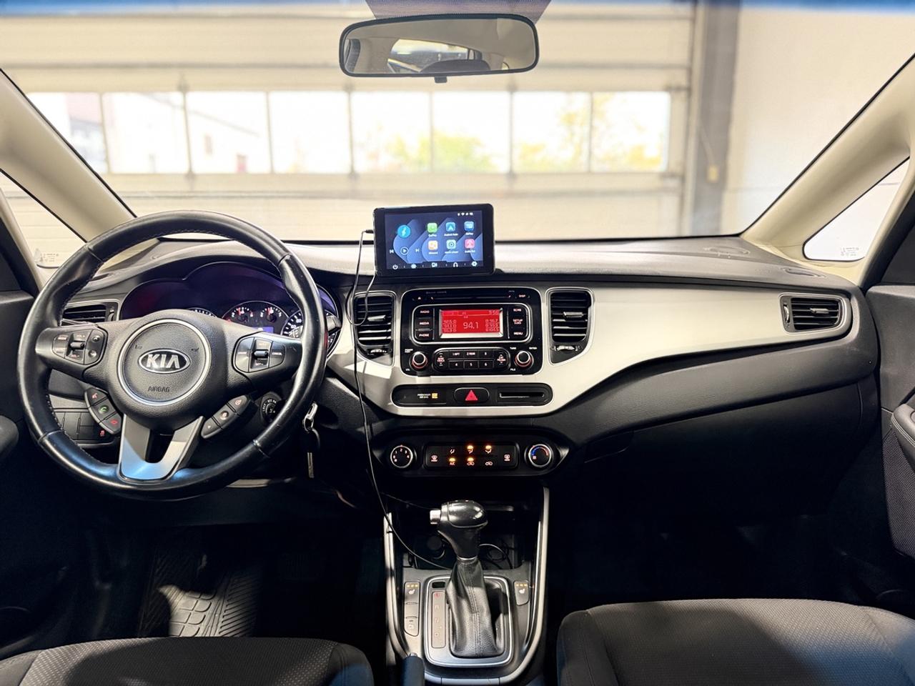 2016 Kia Rondo LX Photo