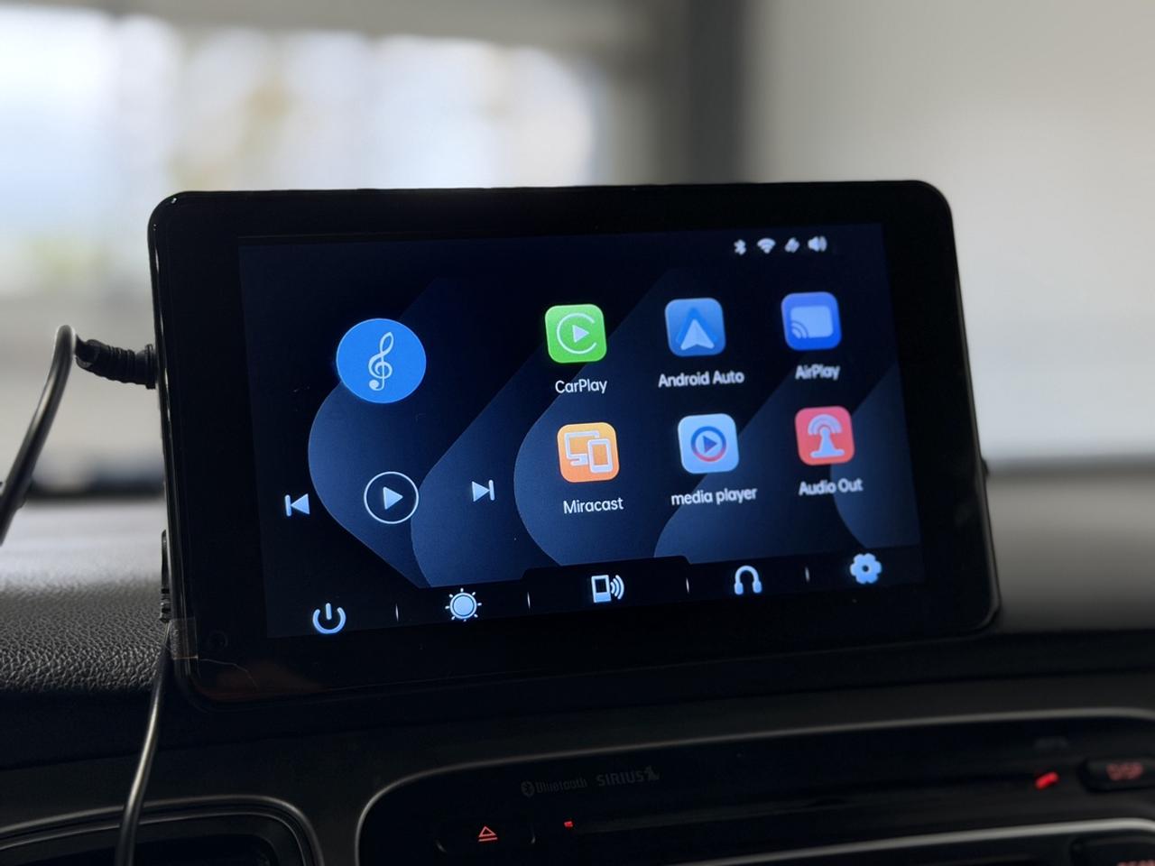 2016 Kia Rondo LX Photo