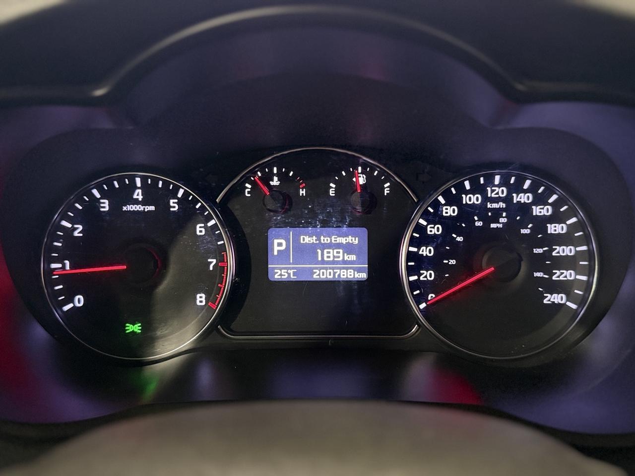 2016 Kia Rondo LX Photo