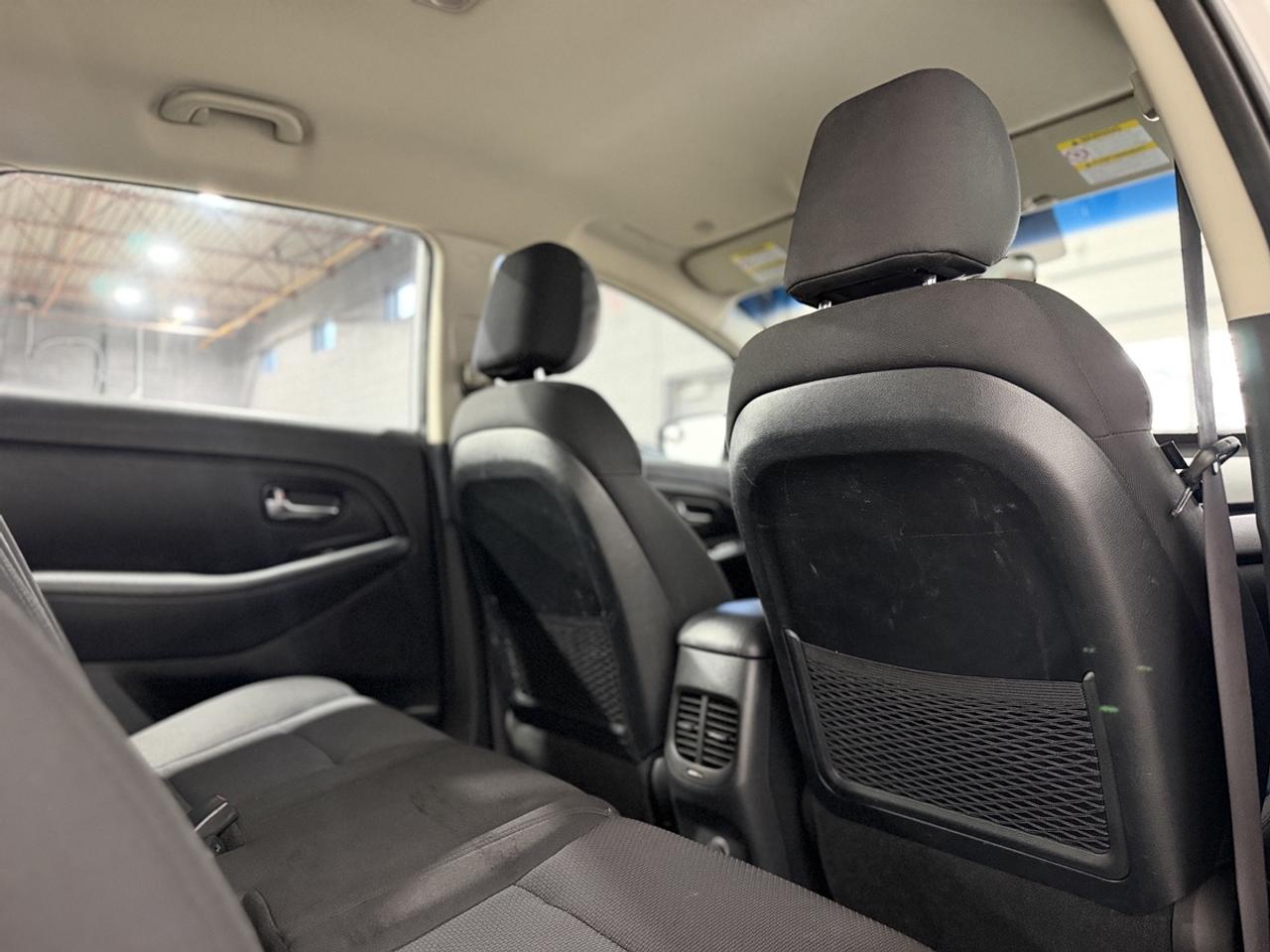 2016 Kia Rondo LX Photo