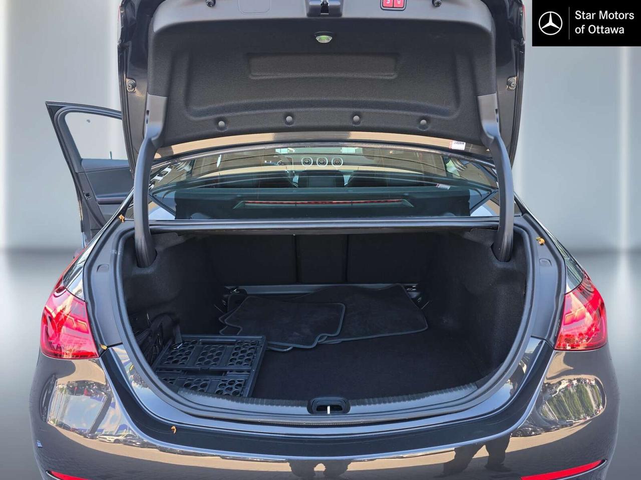 2023 Mercedes-Benz C-Class AMG C 43 Photo