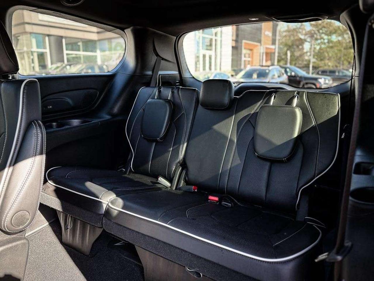 2026 Chrysler Pacifica Limited   S APPEARANCE   SUNROOF   HEATED/VENTILATED LEATHER   360° CAMERA   NAVIGATION Photo