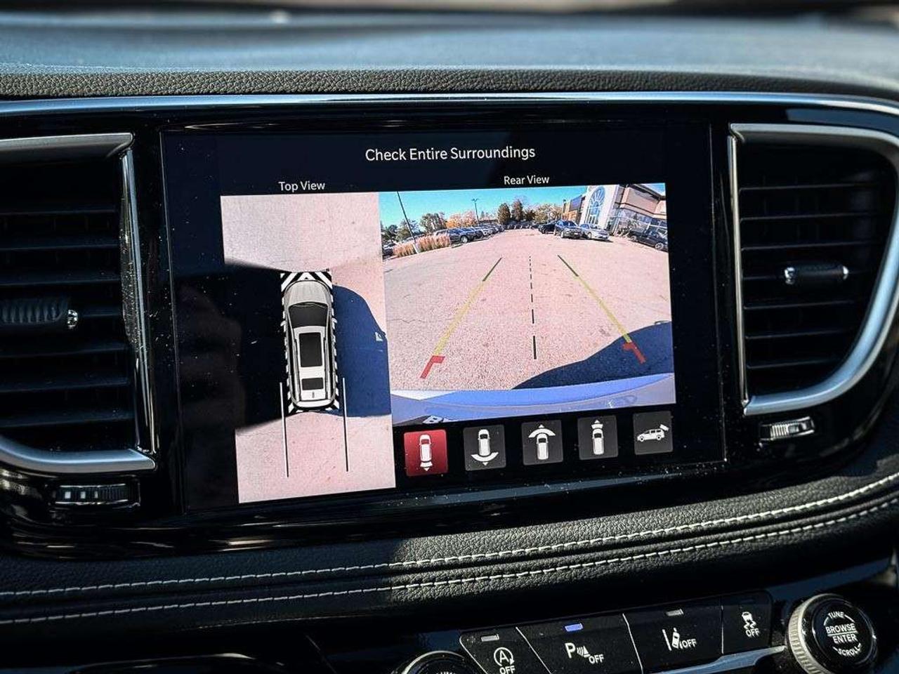 2026 Chrysler Pacifica Limited   S APPEARANCE   SUNROOF   HEATED/VENTILATED LEATHER   360° CAMERA   NAVIGATION Photo