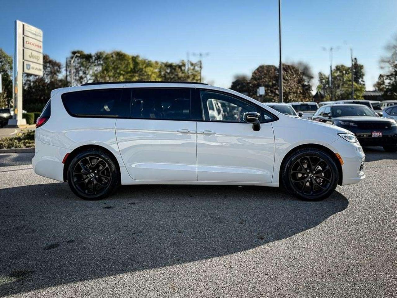 2026 Chrysler Pacifica Limited   SOLD BY NINA THANK YOU!!! Photo