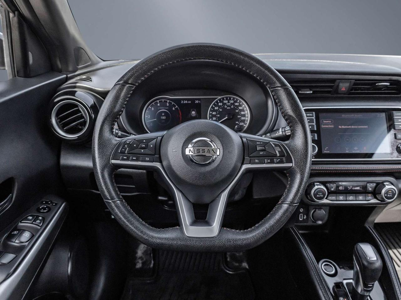 2020 Nissan Kicks SR   CarPlay   Backup Camera   Blind Spot Photo