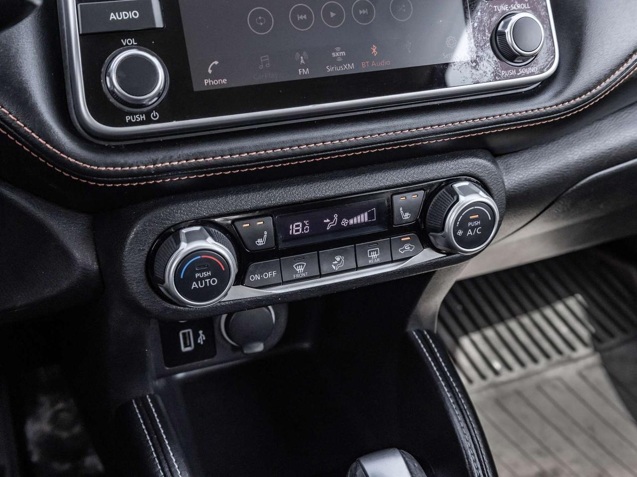 2020 Nissan Kicks SR   CarPlay   Backup Camera   Blind Spot Photo