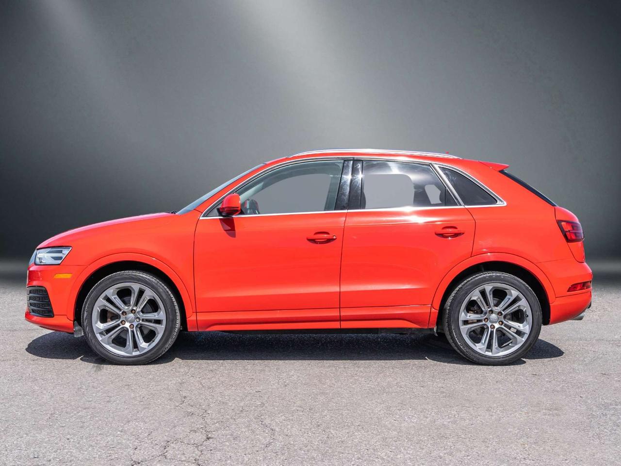 2018 Audi Q3 2.0 TFSI quattro Progressiv   Nav   Pano Roof   Clean Carfax Photo