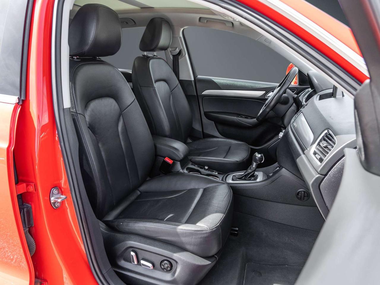 2018 Audi Q3 2.0 TFSI quattro Progressiv   Nav   Pano Roof   Clean Carfax Photo
