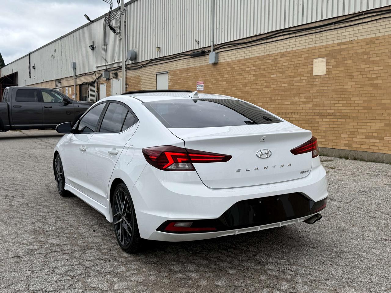2019 Hyundai Elantra Sport l DCT l 1.6T l FWD l 201HP l 4Cyl l Auto l Photo