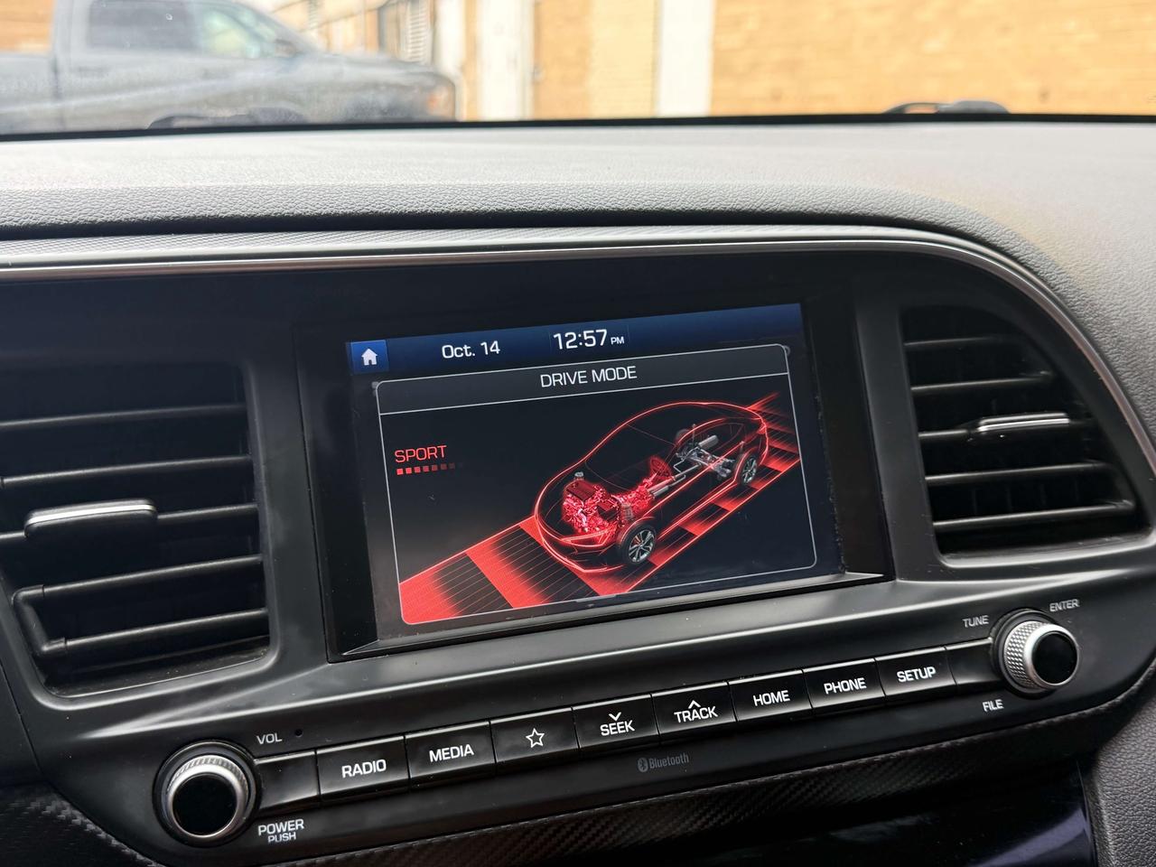 2019 Hyundai Elantra Sport l DCT l 1.6T l FWD l 201HP l 4Cyl l Auto l Photo