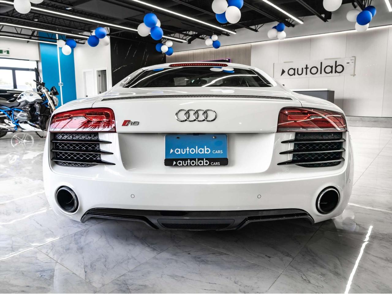 2015 Audi R8 2dr Coupe Auto V8 Quattro   AWD   Well Maintained Photo