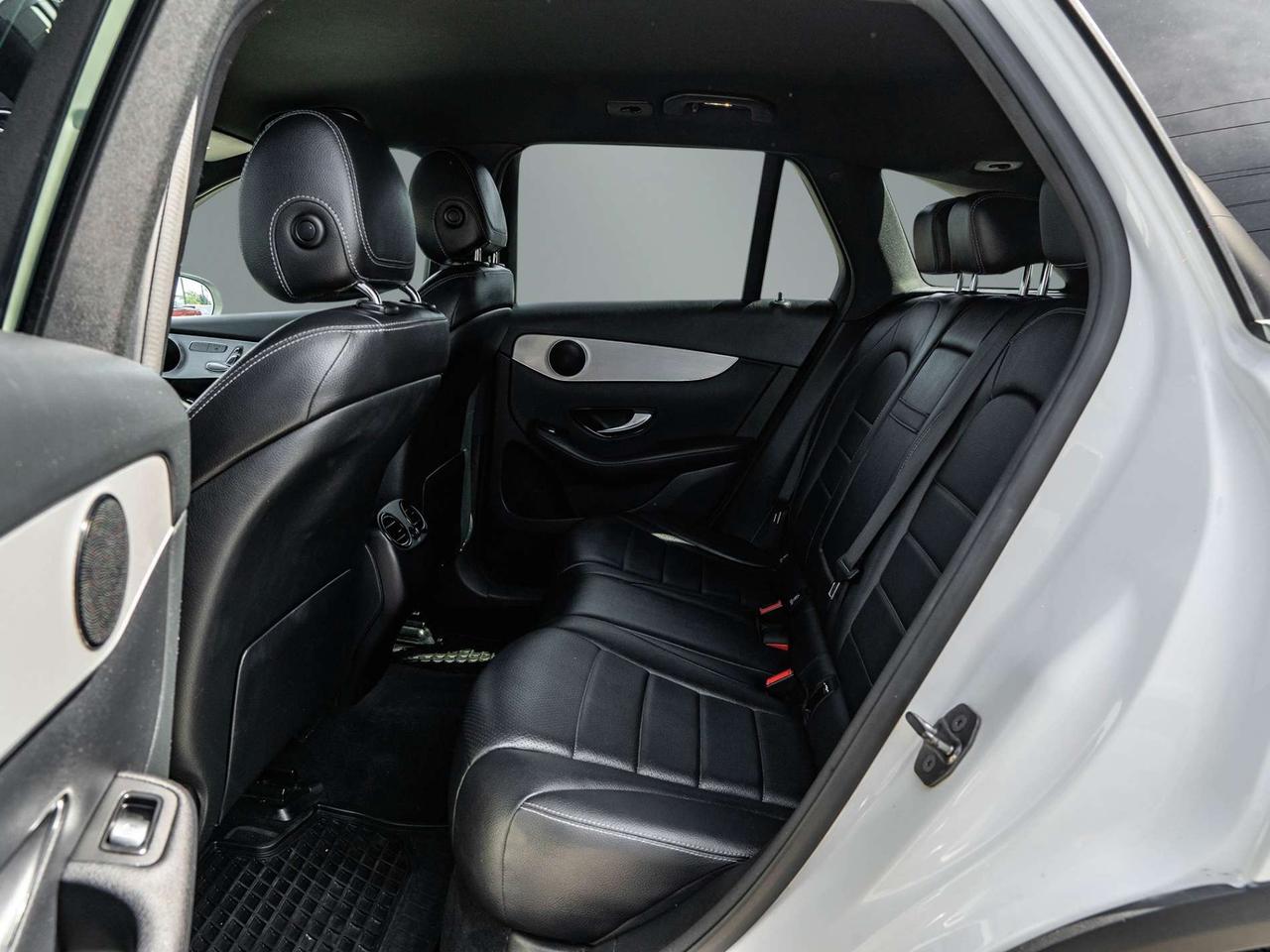 2019 Mercedes-Benz GLC GLC 300 4MATIC SUV Photo