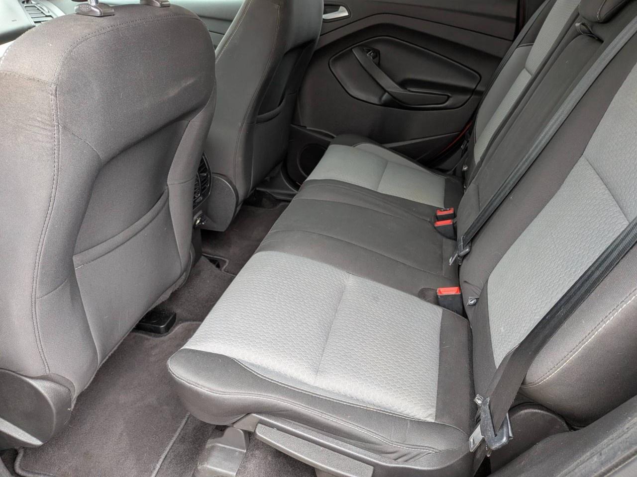 2019 Ford Escape SE FWD Photo