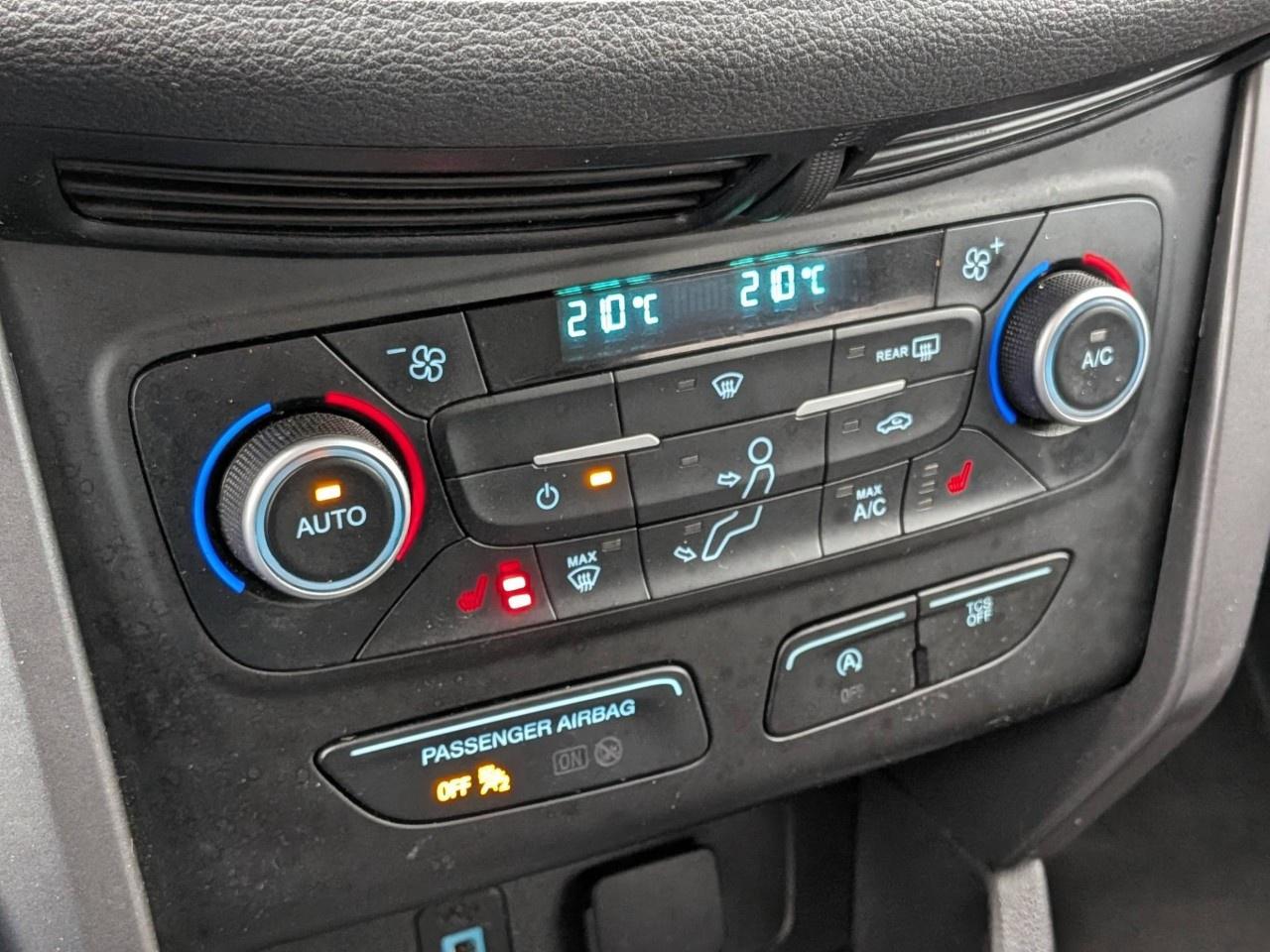 2019 Ford Escape SE FWD Photo