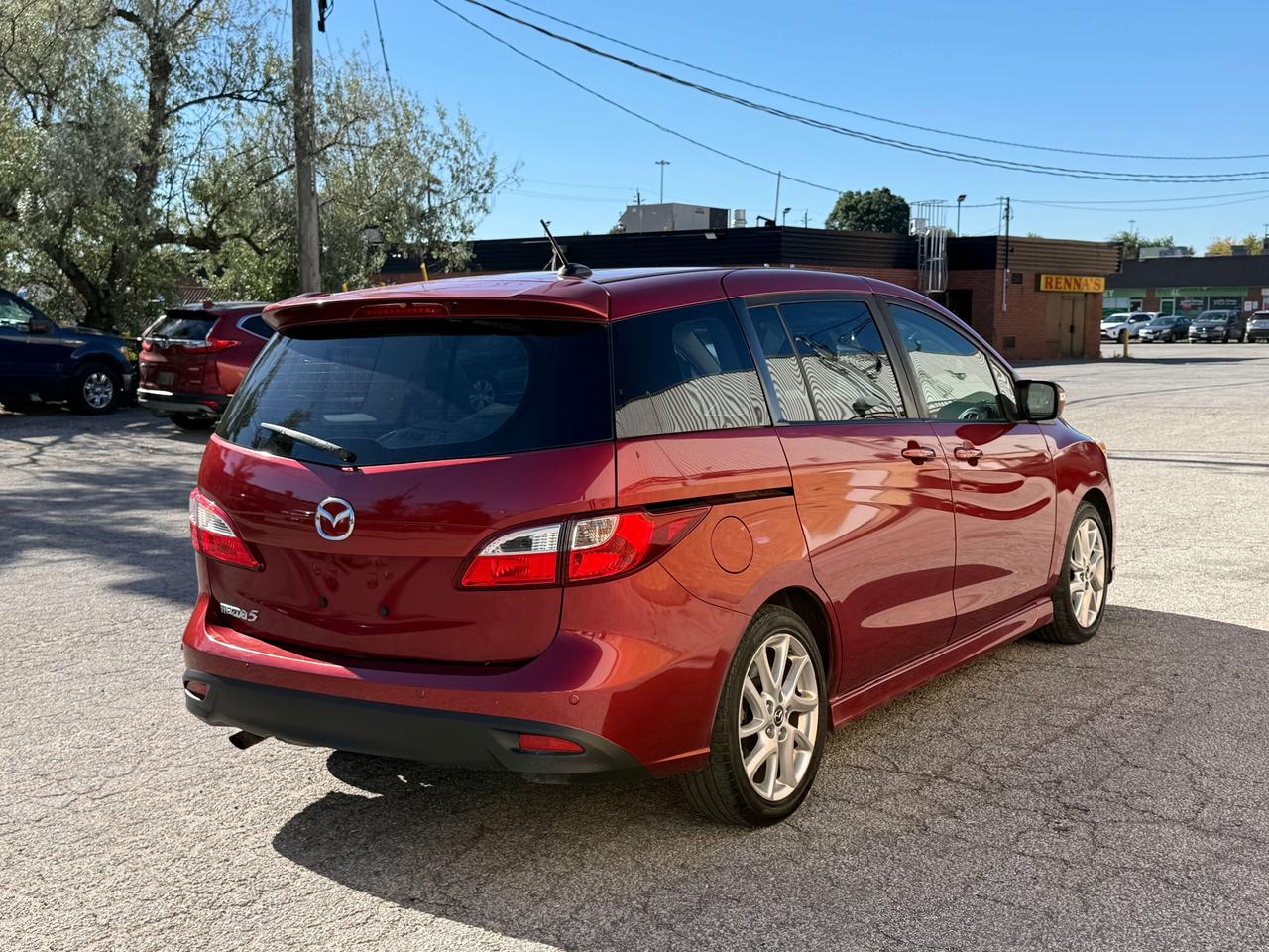 2017 Mazda 5 No Accidents l GT l FWD l 2 Wheel Sets Inc l 2.5i Photo