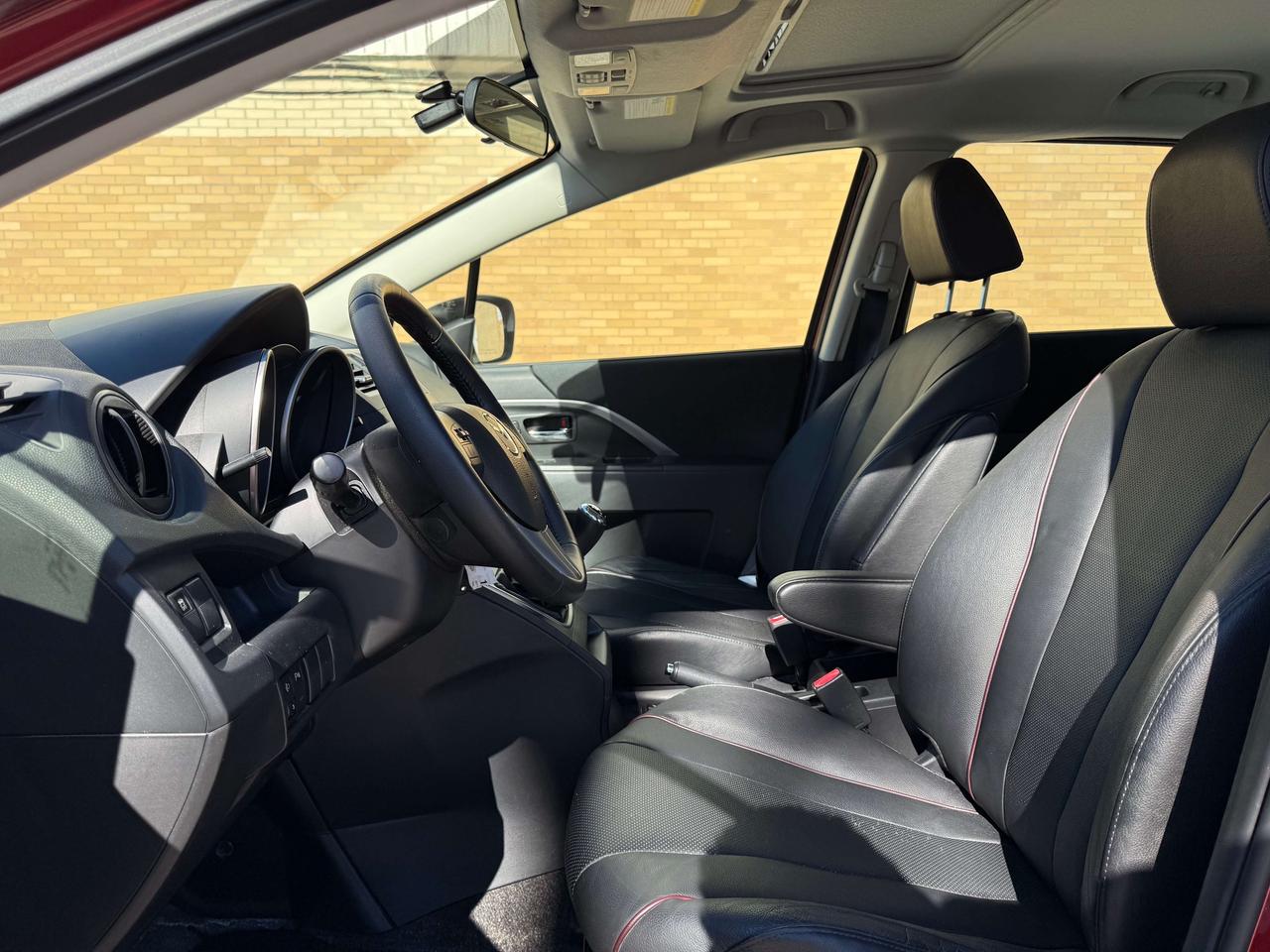 2017 Mazda 5 No Accidents l GT l FWD l 2 Wheel Sets Inc l 2.5i Photo